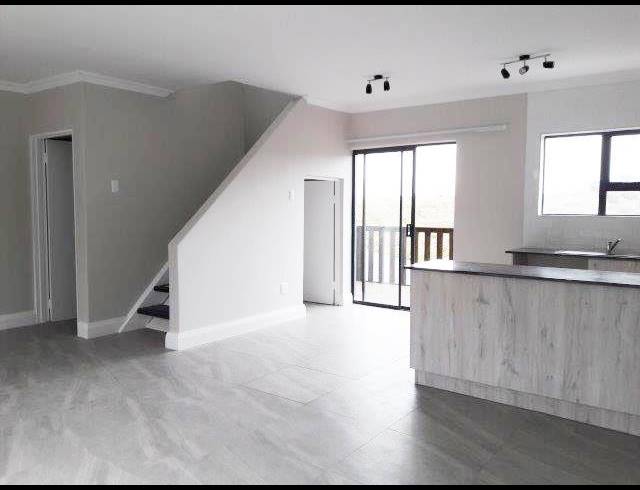 3 BEDROOM TOWNHOUSE RENTED IN WESTERING